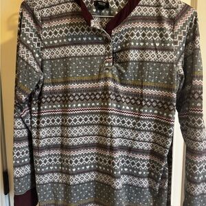 Vera Wang Maroon and Gray Patterned Top